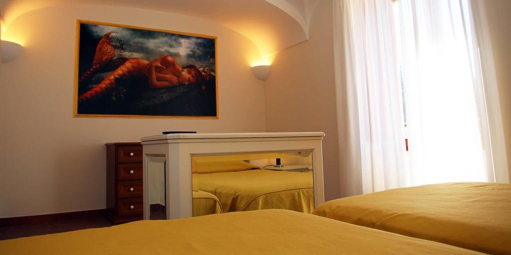 Palazzo Iaquinto Apartment Santa Maria di Castellabate Luaran gambar