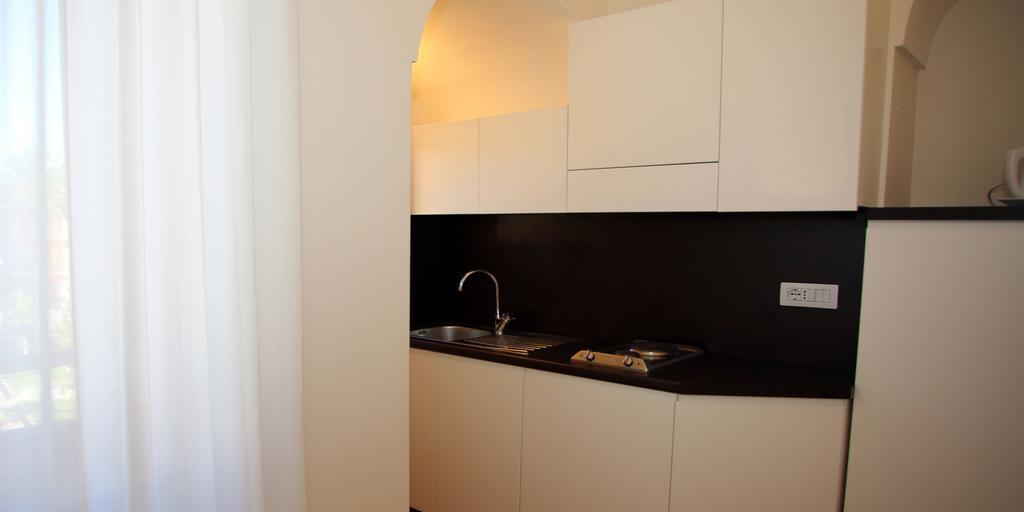 Palazzo Iaquinto Apartment Santa Maria di Castellabate Luaran gambar