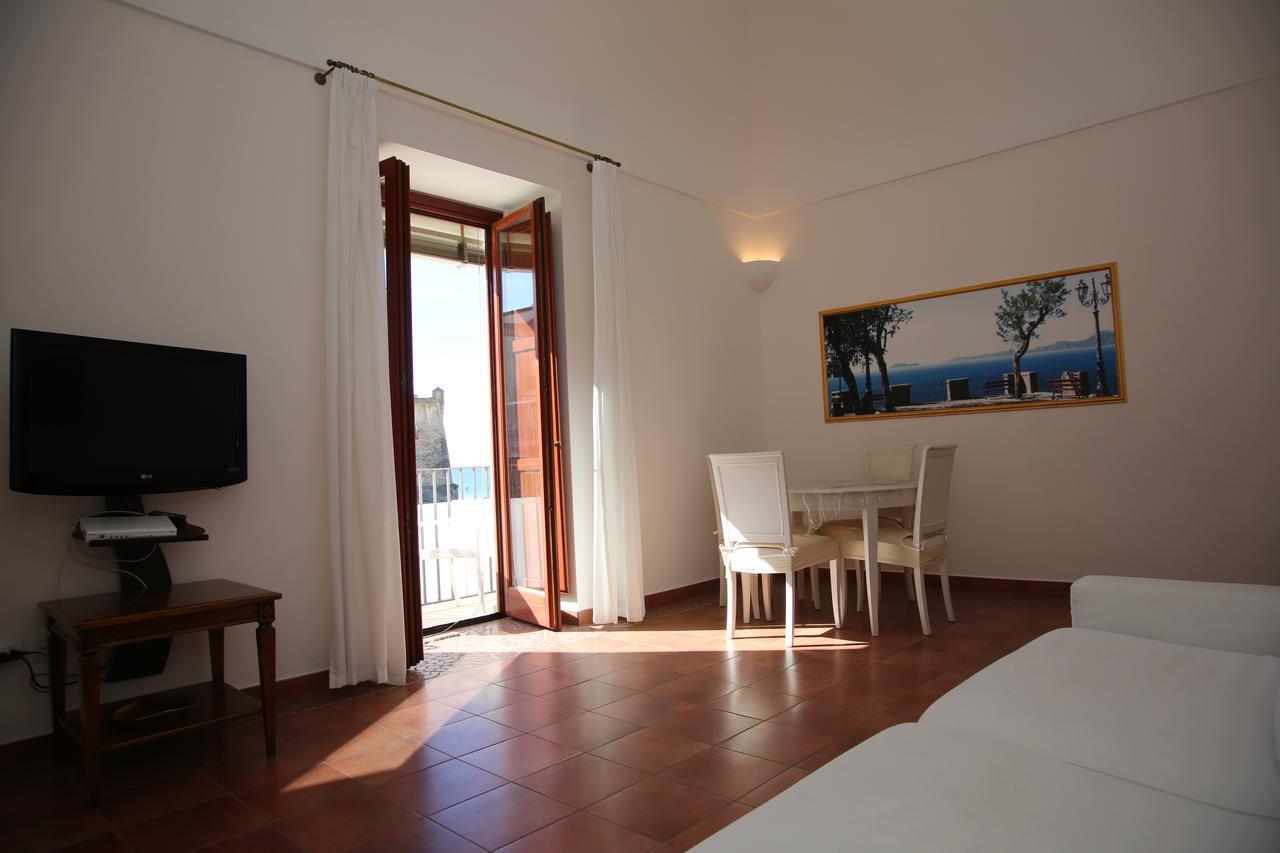 Palazzo Iaquinto Apartment Santa Maria di Castellabate Luaran gambar
