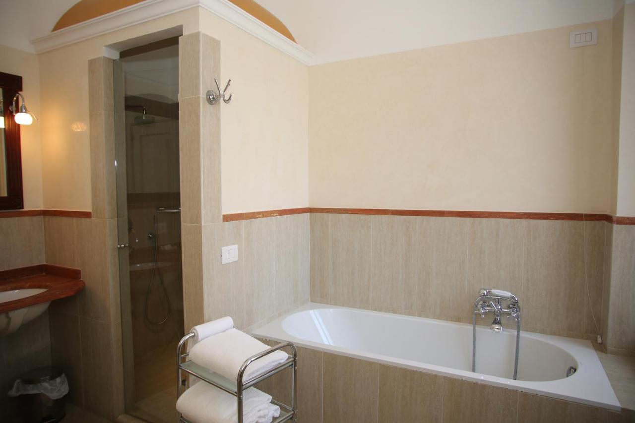 Palazzo Iaquinto Apartment Santa Maria di Castellabate Luaran gambar